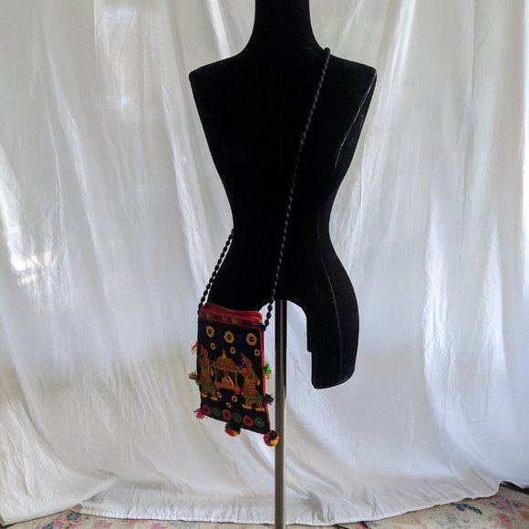 Vintage Hand Embroidered Indian Cross Body Colorful Bag - Picture 3 of 3